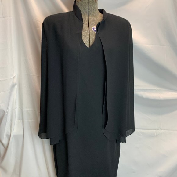 Patra Dresses & Skirts - Patra Women's Black Chiffon Dress Size 10